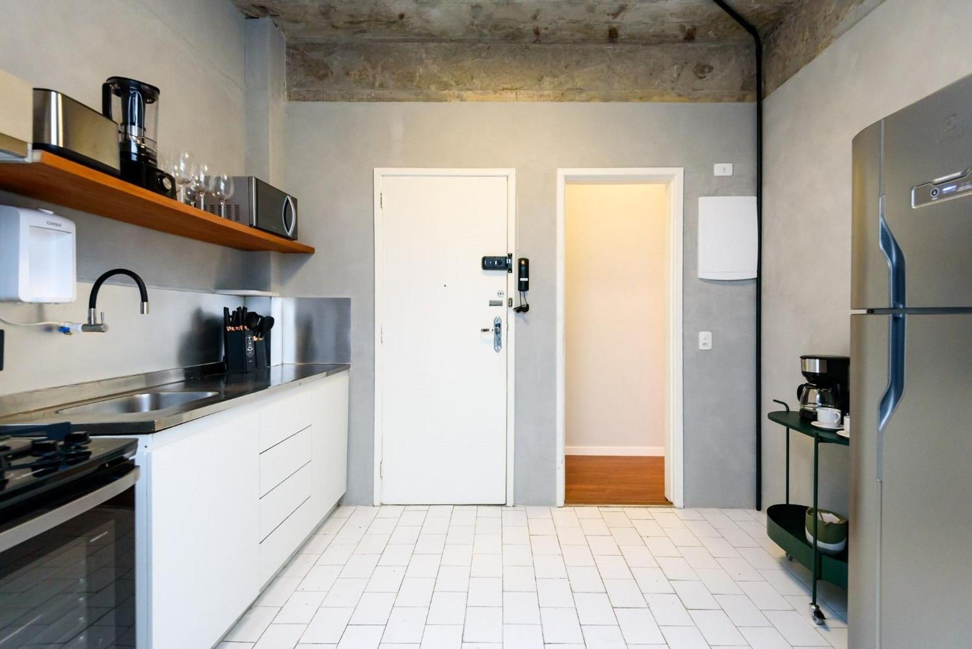 Apartamento Alto Padrao Com 3qtos A 4min Da | Fs 51/301