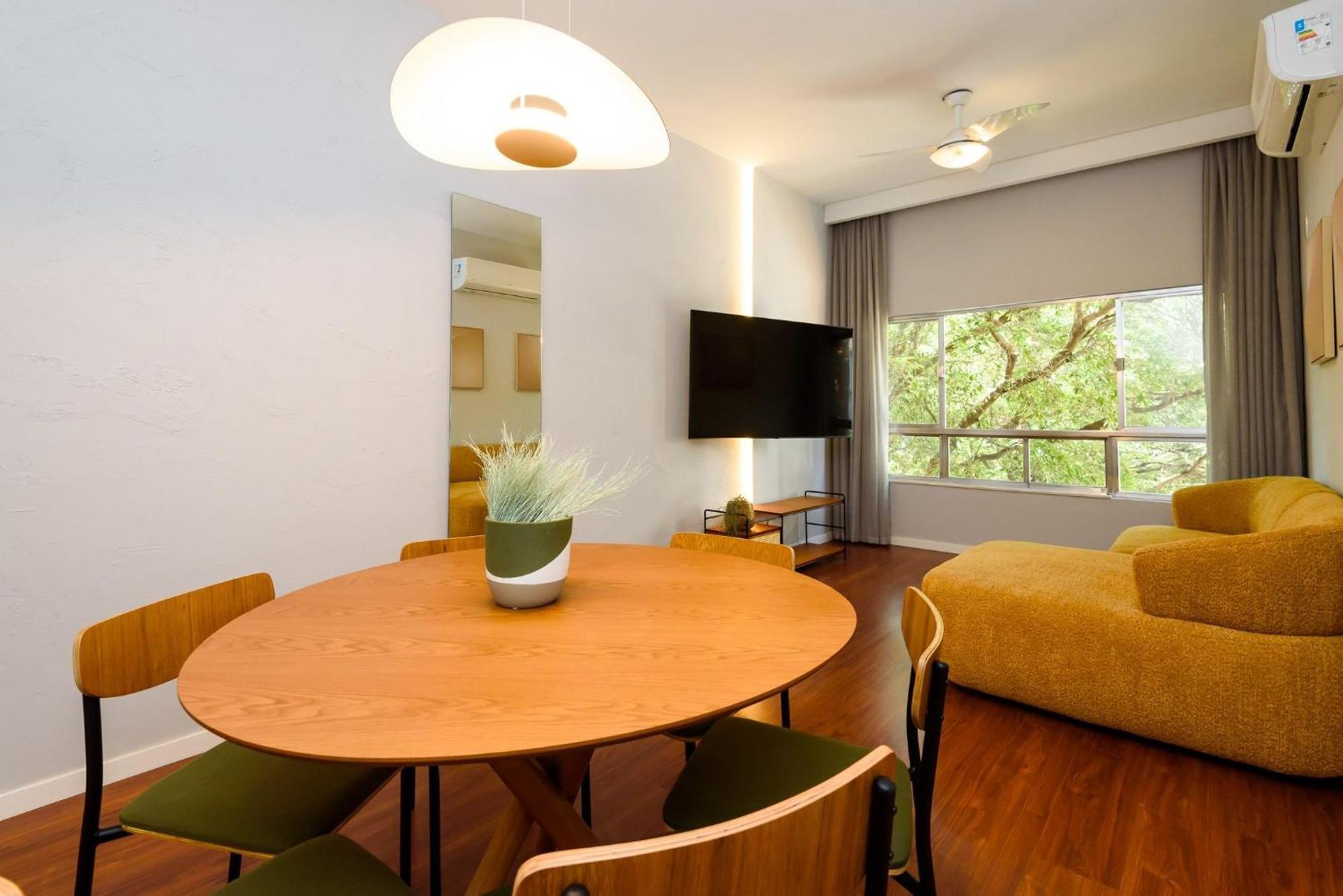 Apartamento Alto Padrao Com 3qtos A 4min Da | Fs 51/301 *